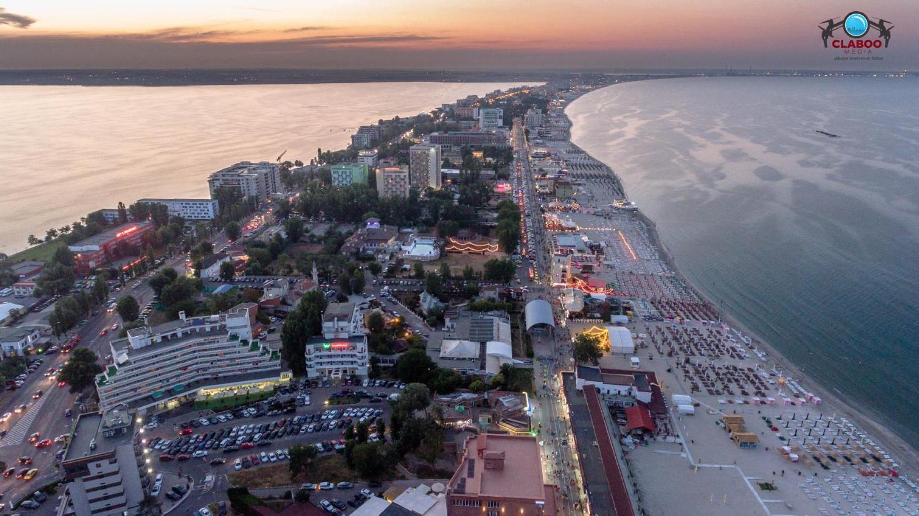 Luxuri By Alz Otel Navodari Dış mekan fotoğraf